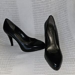 Nine West Black Patent Leather Pointed-Toe Pumps